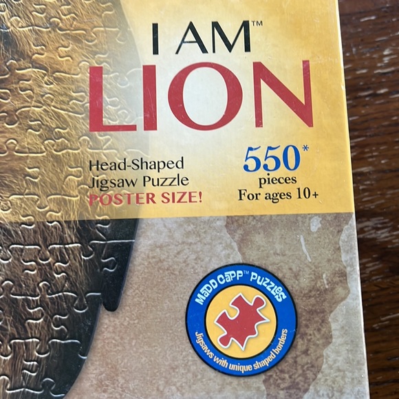 I am Lion, 550 piece puzzle, lion head shaped, age 10+ - Picture 2 of 4